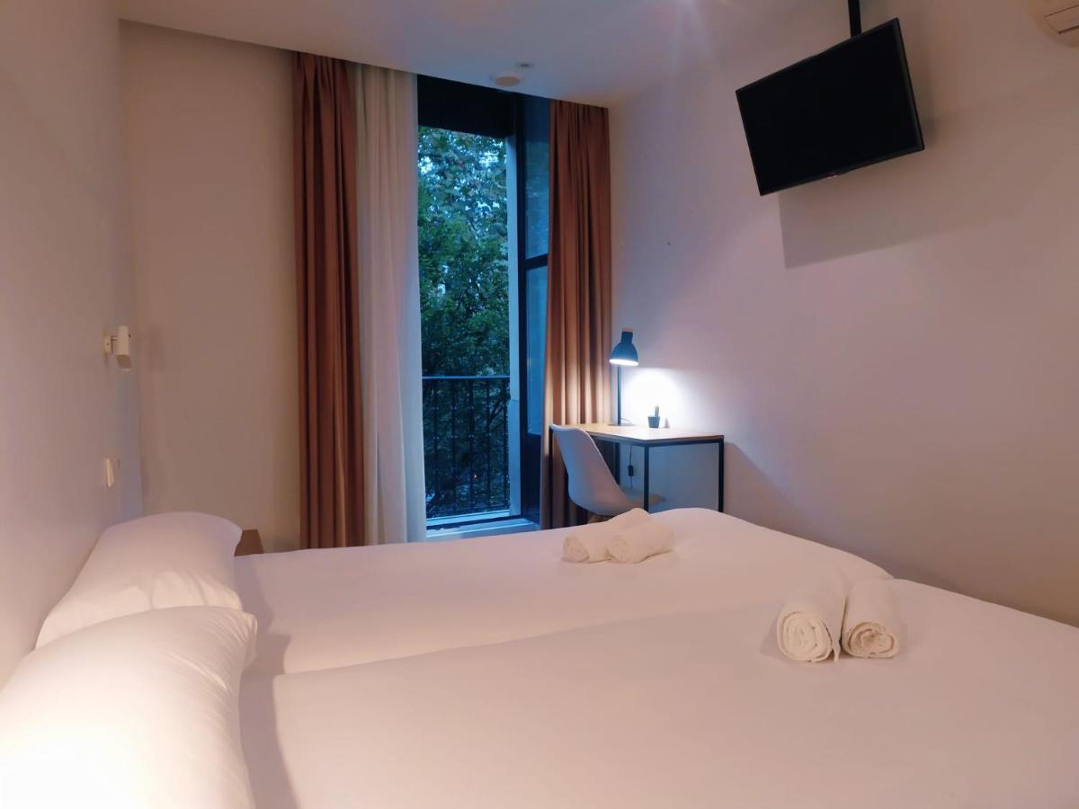Pension Sarriegi ซานเซบาสเตียน ภายนอก รูปภาพ